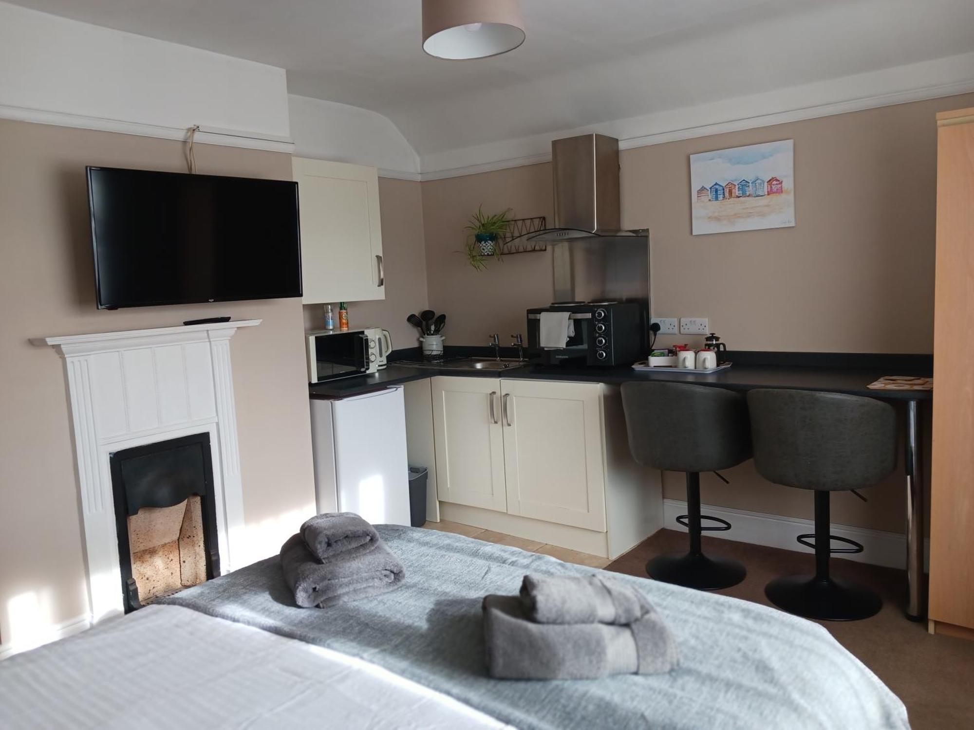 Felpham Guest House - Self Catering Bognor Regis Kültér fotó